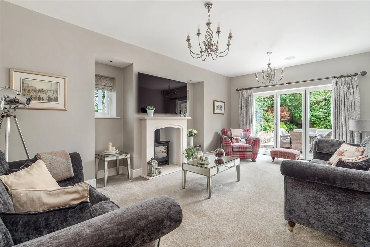 Robinson Close, Wilmslow, SK9, photo 5
