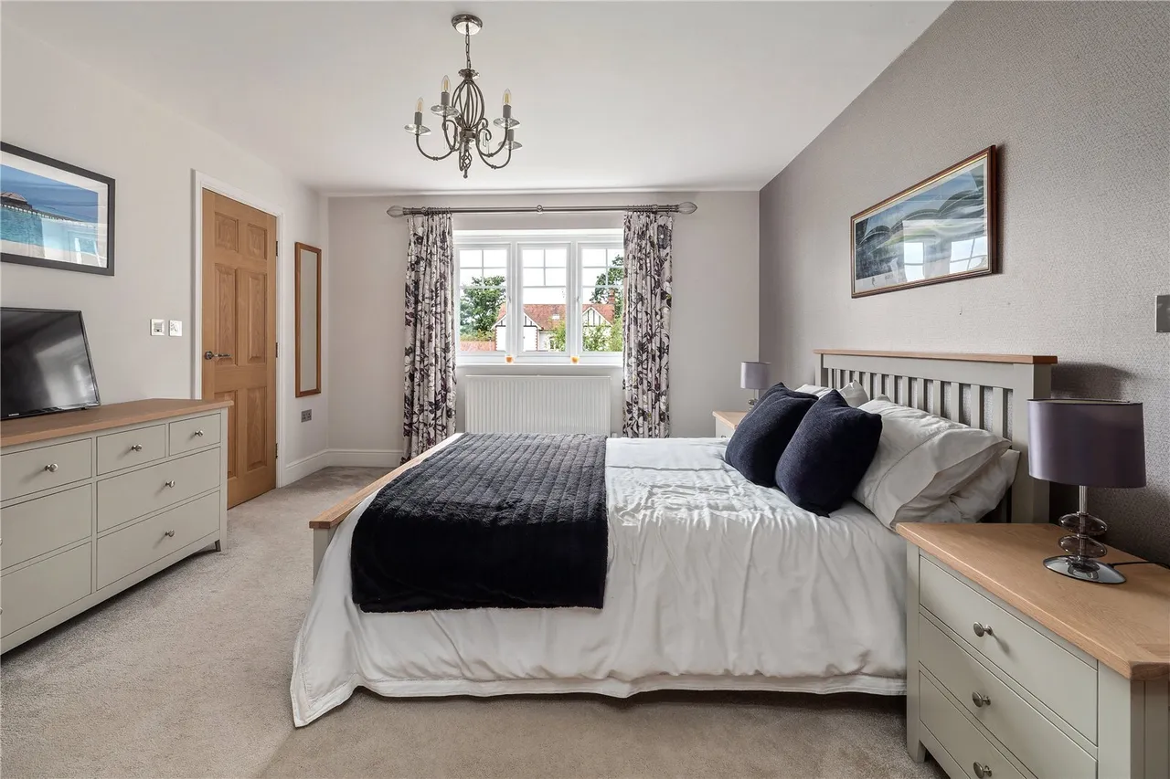 Robinson Close, Wilmslow, SK9, photo 13