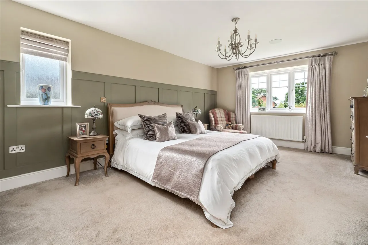 Robinson Close, Wilmslow, SK9, photo 11