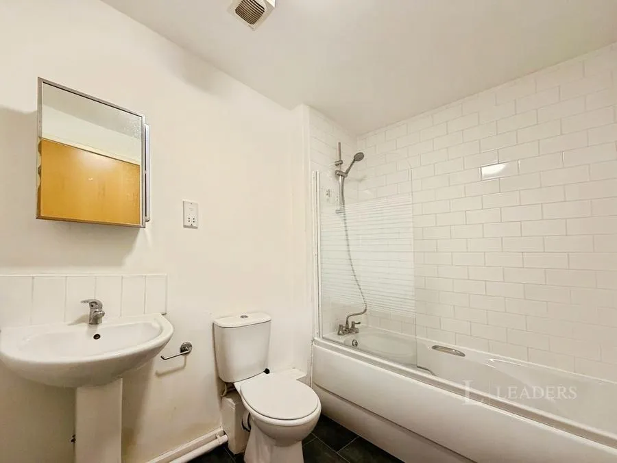Derby Road, Nottingham, NG7, photo 10