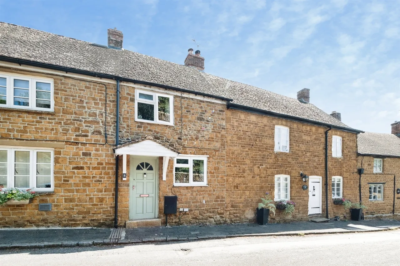 2 bed house for sale — Philcote Street, Deddington, Banbury