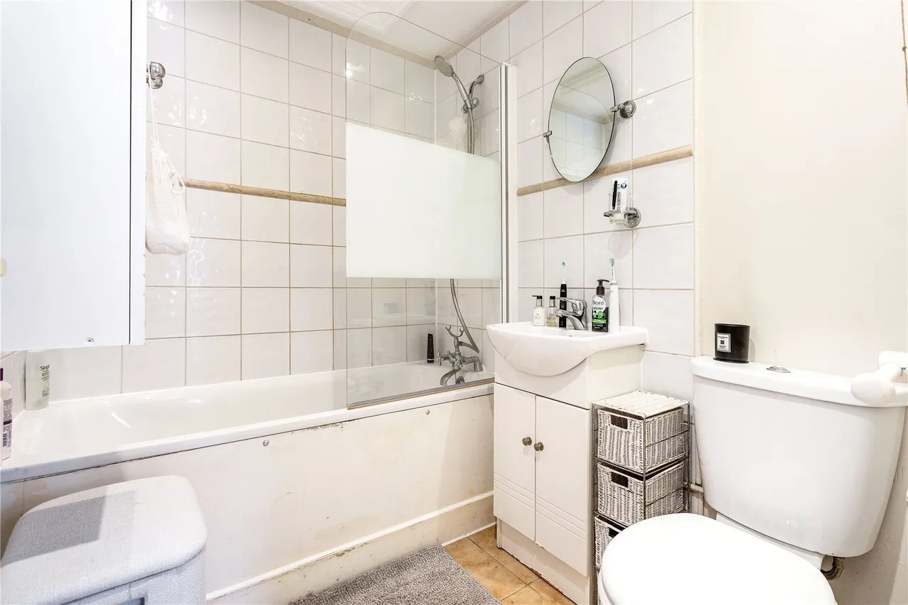 Northcote Road, London, SW11, photo 9