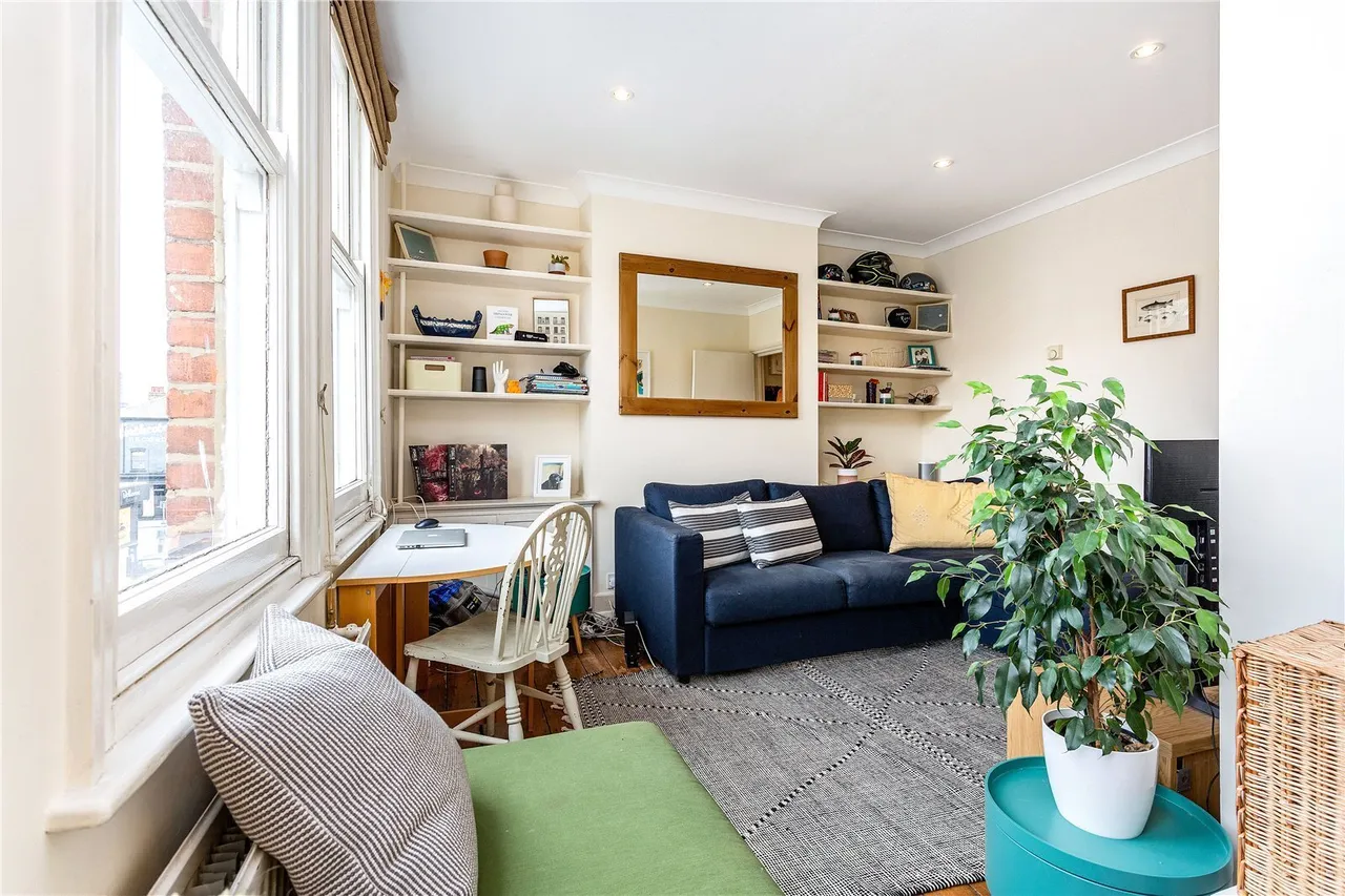 Northcote Road, London, SW11, photo 5
