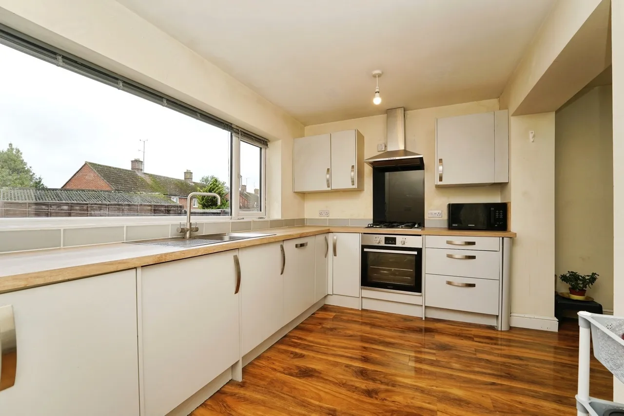 Pecked Lane, Cheltenham, GL52, photo 9