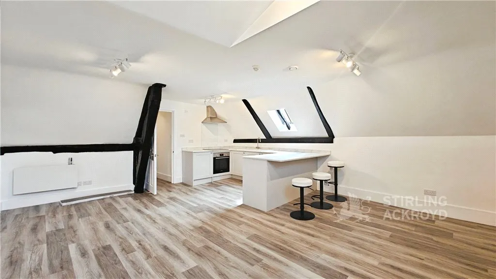 1 bed flat to rent, High Street, Guildford, GU1