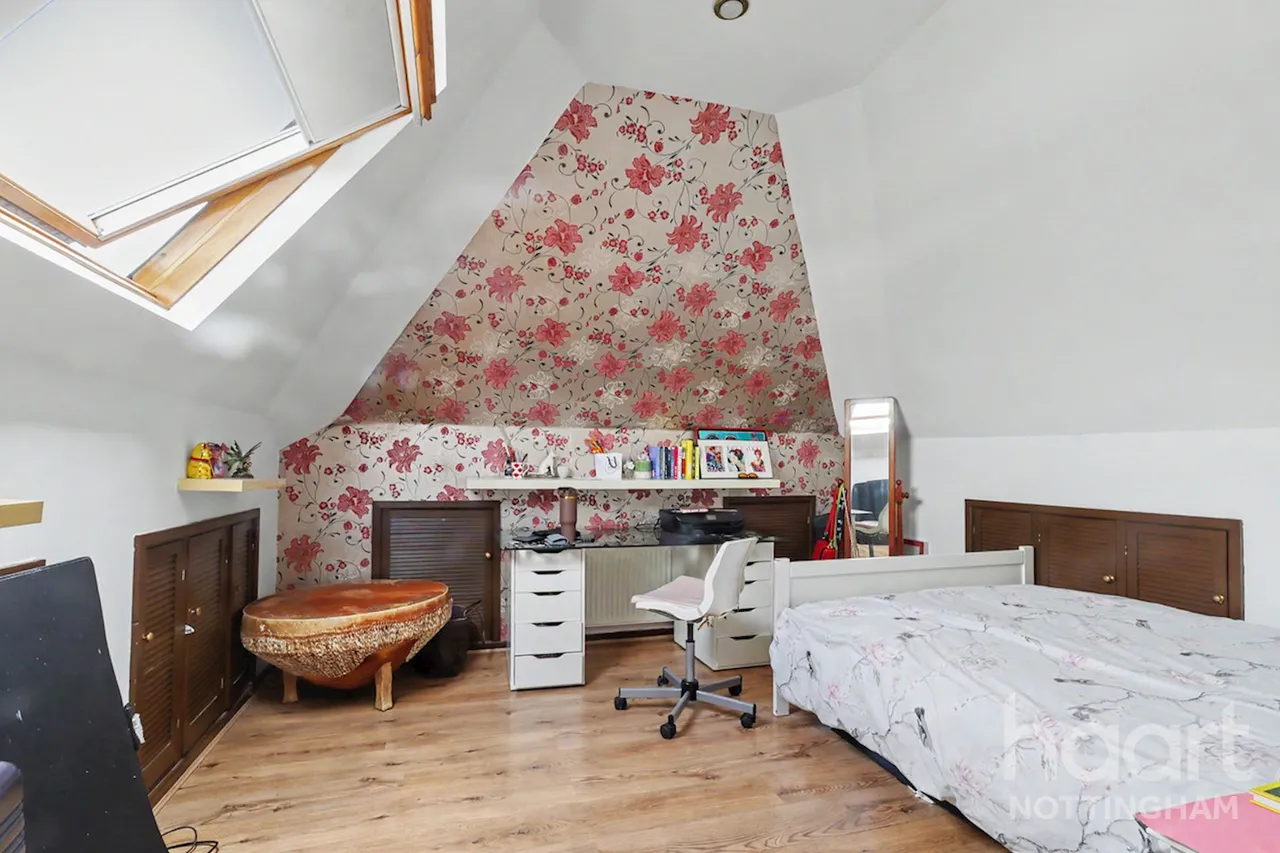 Sutton Passeys Crescent, Wollaton Park, NG8, photo 12