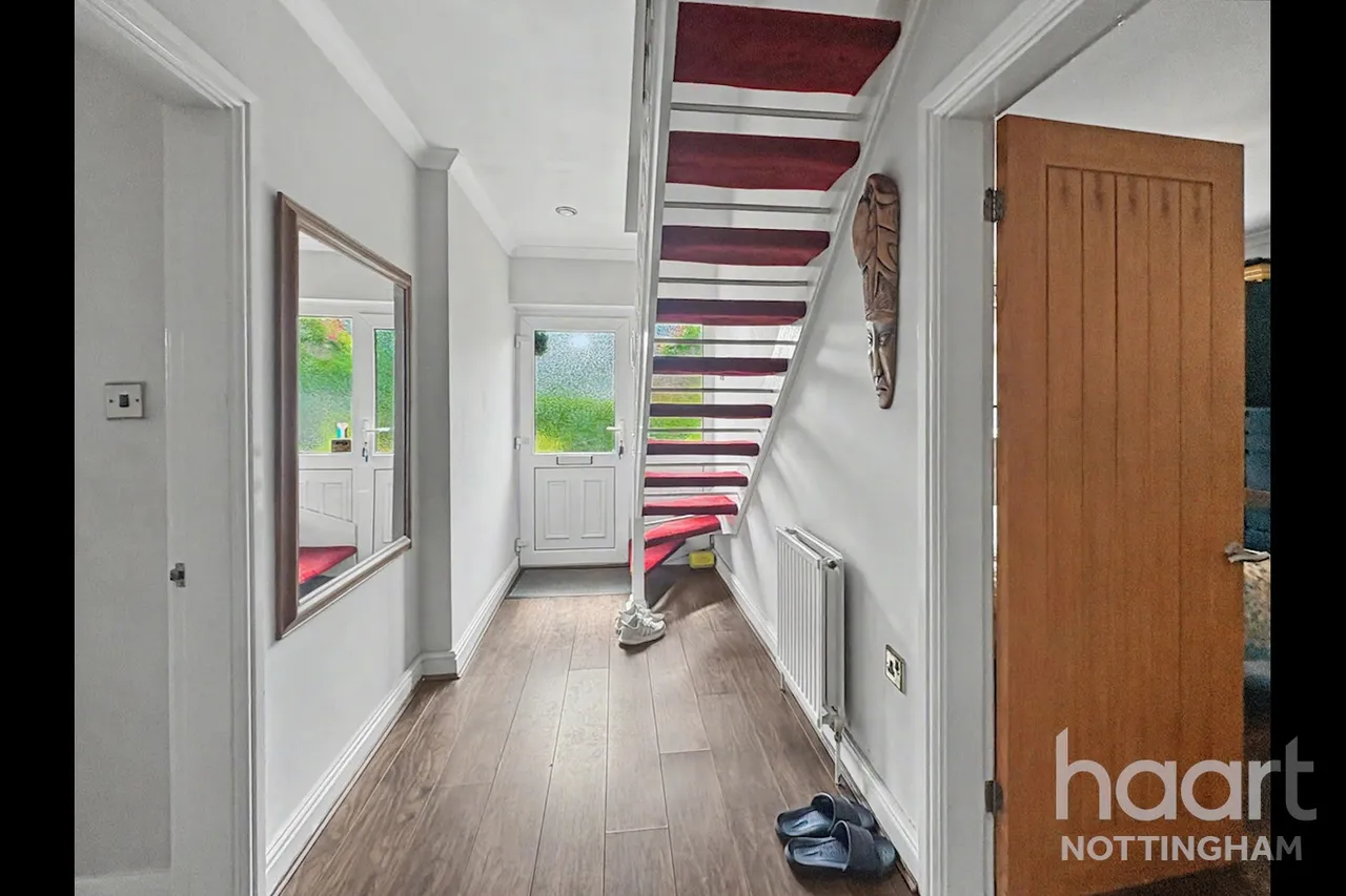 Sutton Passeys Crescent, Wollaton Park, NG8, photo 6