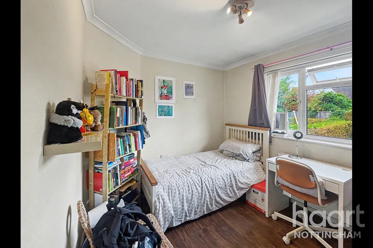 Sutton Passeys Crescent, Wollaton Park, NG8, photo 7