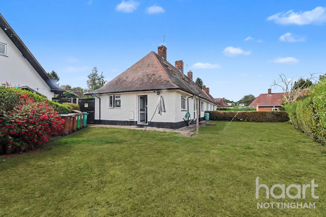 Sutton Passeys Crescent, Wollaton Park, NG8, photo 15