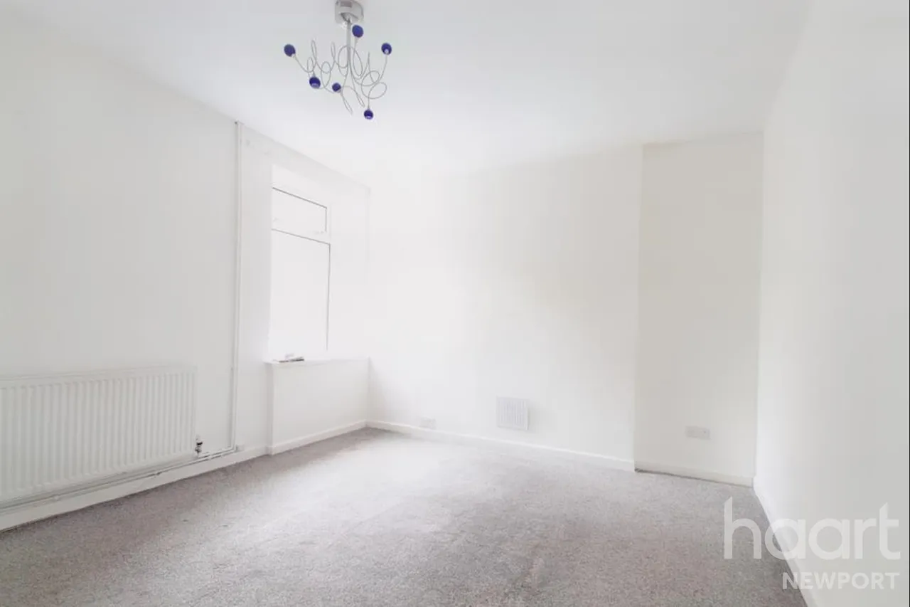 Bryn Gaer Terrace, photo 6