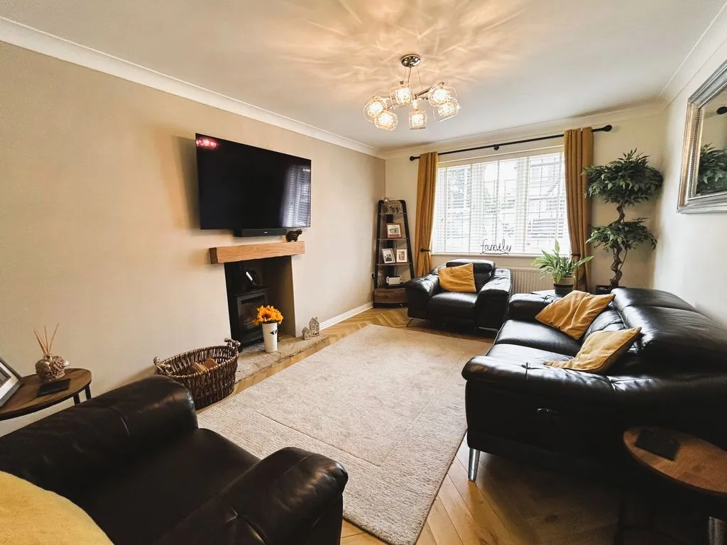 Ennerdale Close, Clayhanger, WS8, photo 2