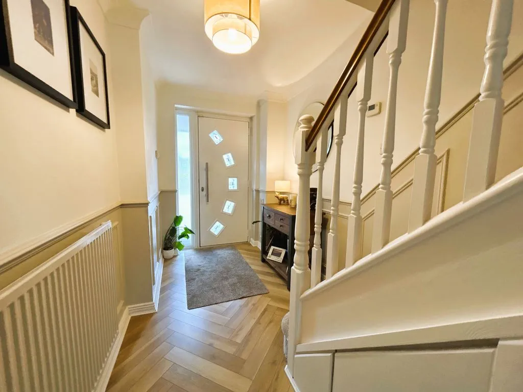 Ennerdale Close, Clayhanger, WS8, photo 5