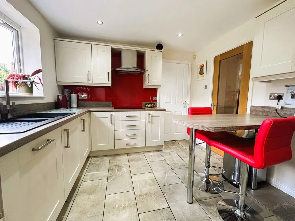 Ennerdale Close, Clayhanger, WS8, photo 4