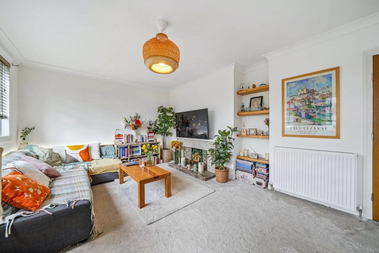 Alexander Avenue, Eaglesham, G76, photo 3