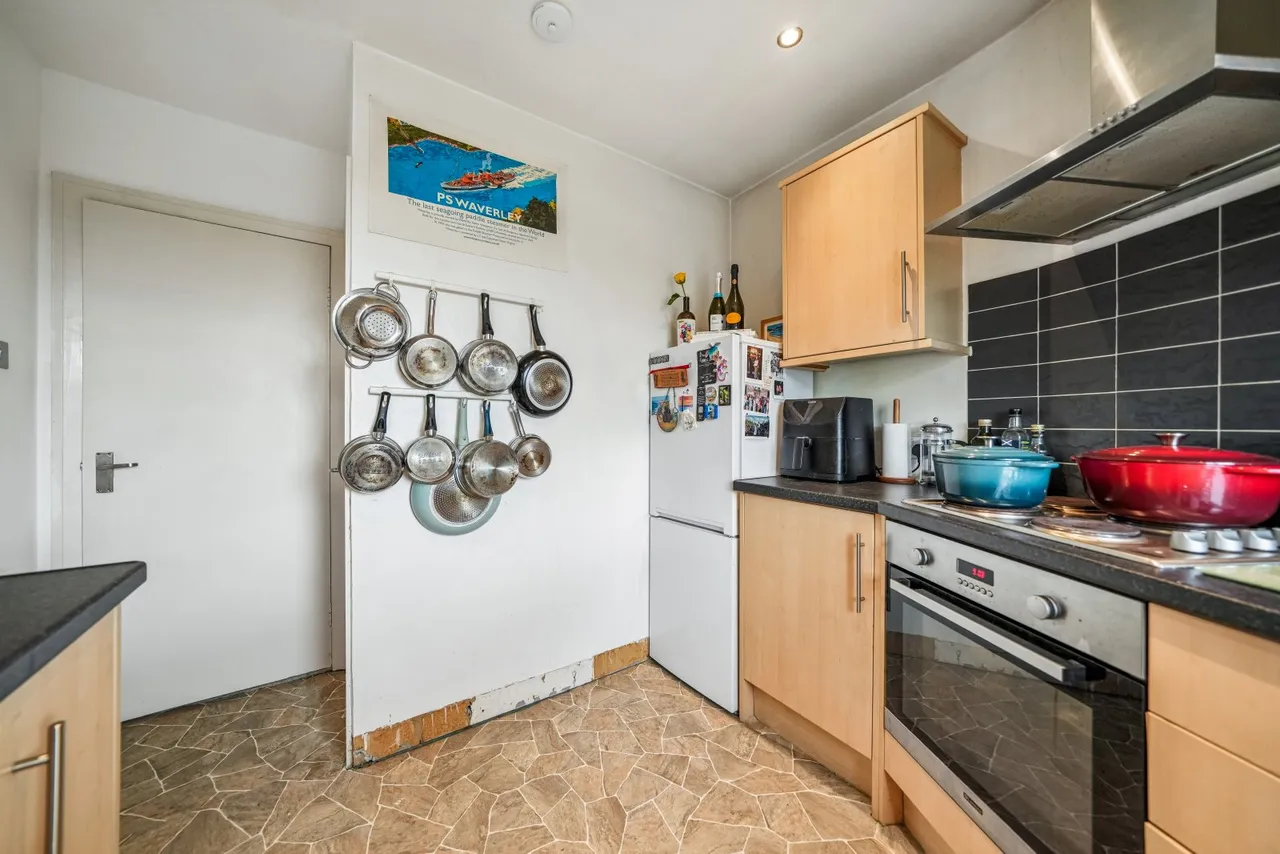 Alexander Avenue, Eaglesham, G76, photo 8