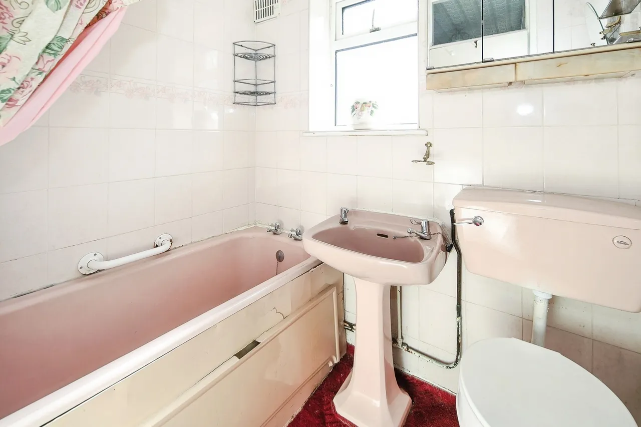 Langdale Avenue, Holbrooks, CV6, photo 16