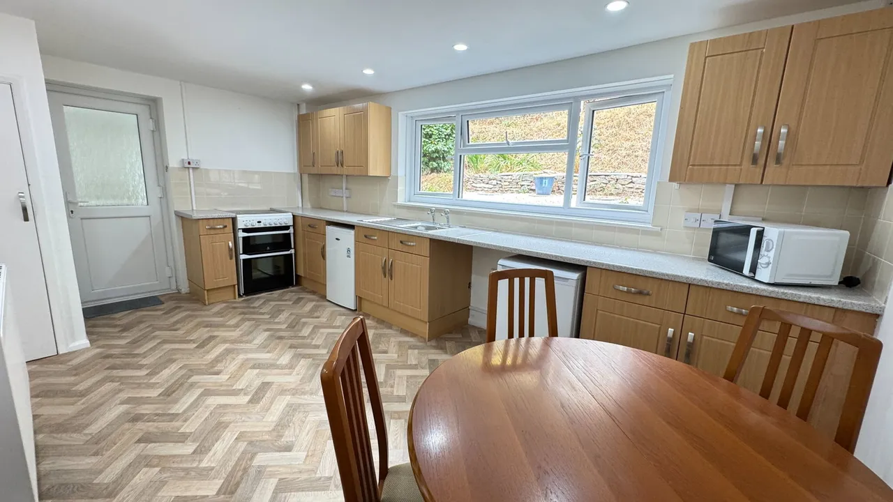 St. Andrews Close, Calstock, PL18, photo 2