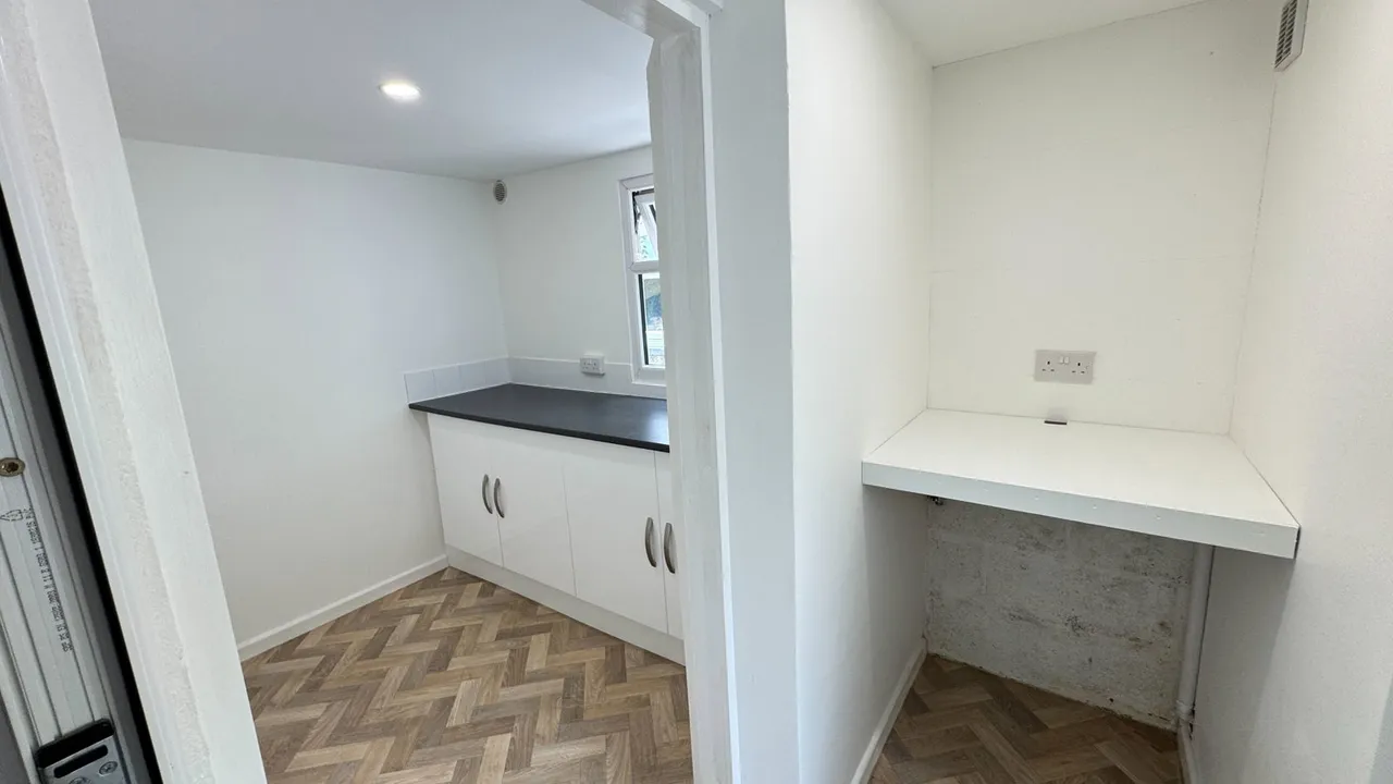 St. Andrews Close, Calstock, PL18, photo 7