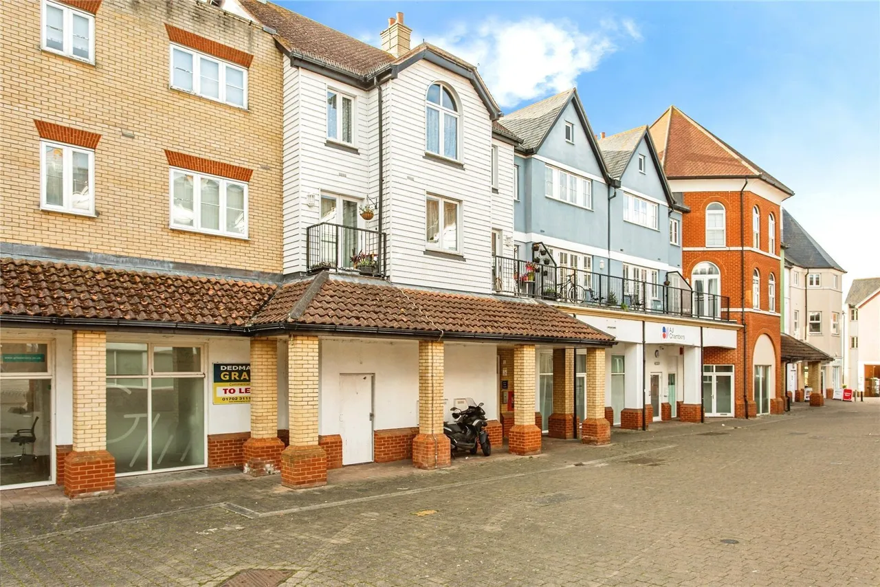 Boleyn House, Roche Close, Rochford, Essex, SS4, photo 16