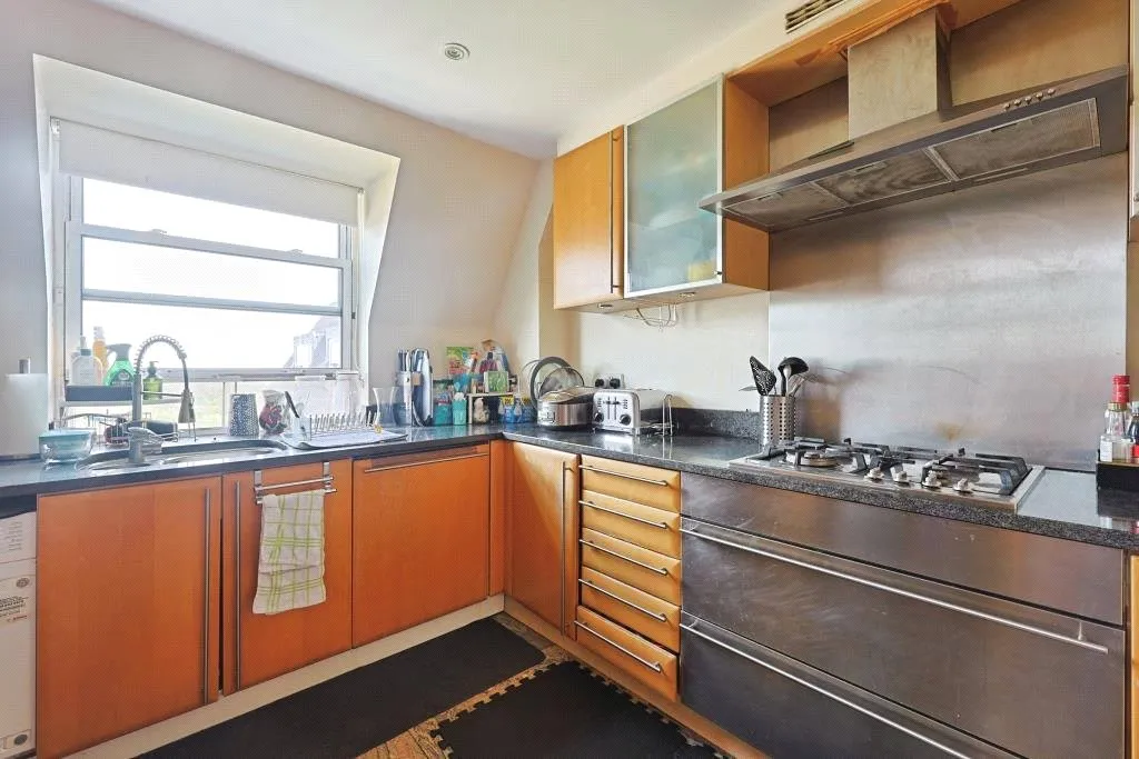 Boydell Court, St John's Wood Park, NW8, photo 5