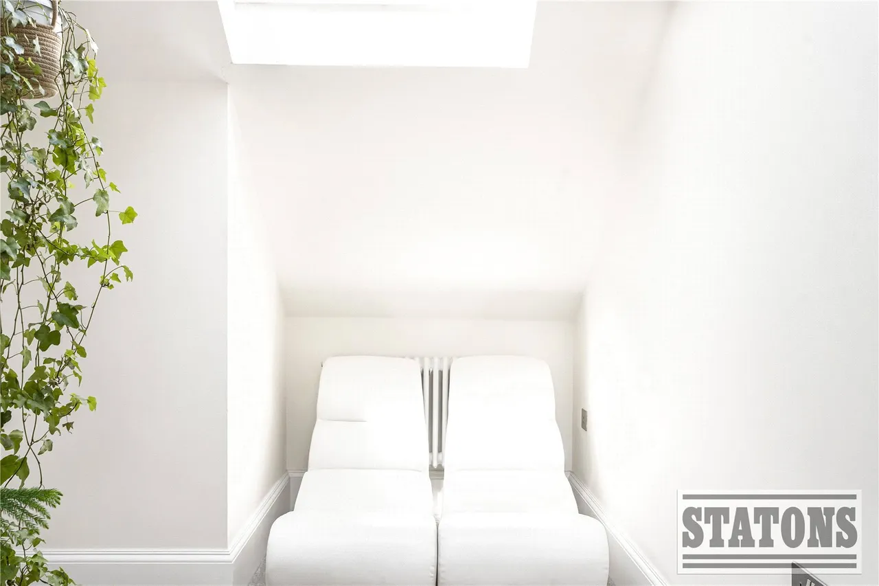 Lipton Close, London, N14, photo 10