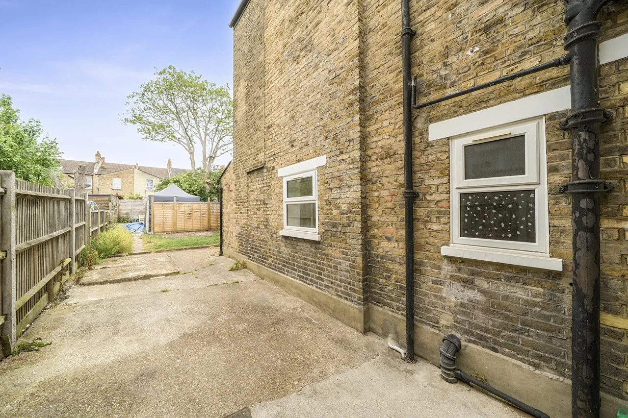 Carholme Road, SE23, photo 12