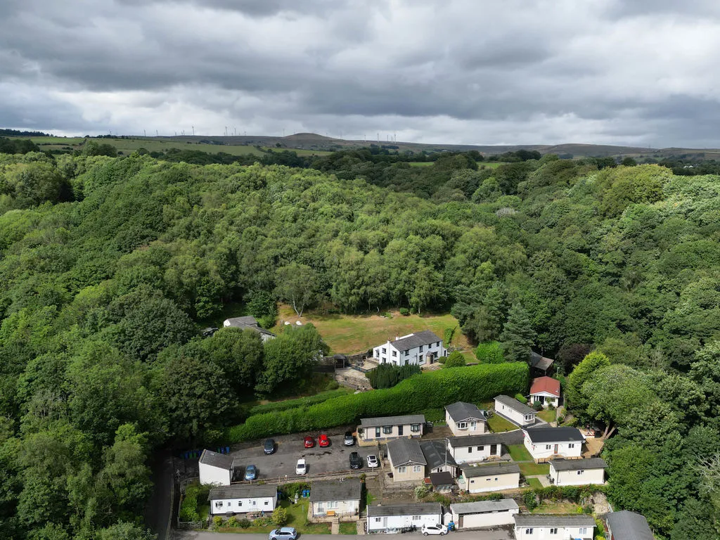 Gelder Clough, Heywood OL10 4BD, photo 15