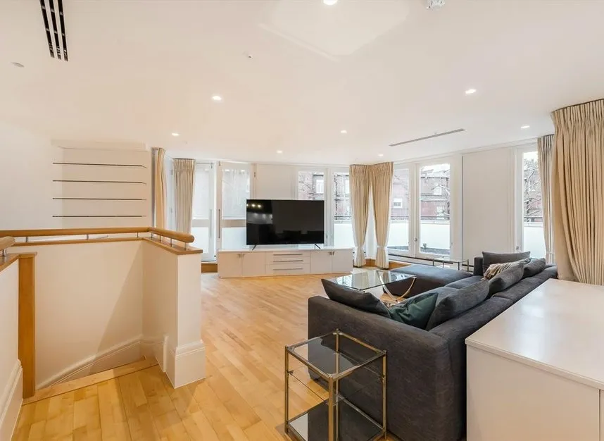 Holbein Place, London, SW1W, photo 2