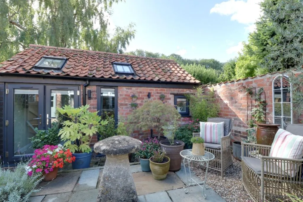 Water Lane, Woolsthorpe by Colsterworth, NG33, photo 23