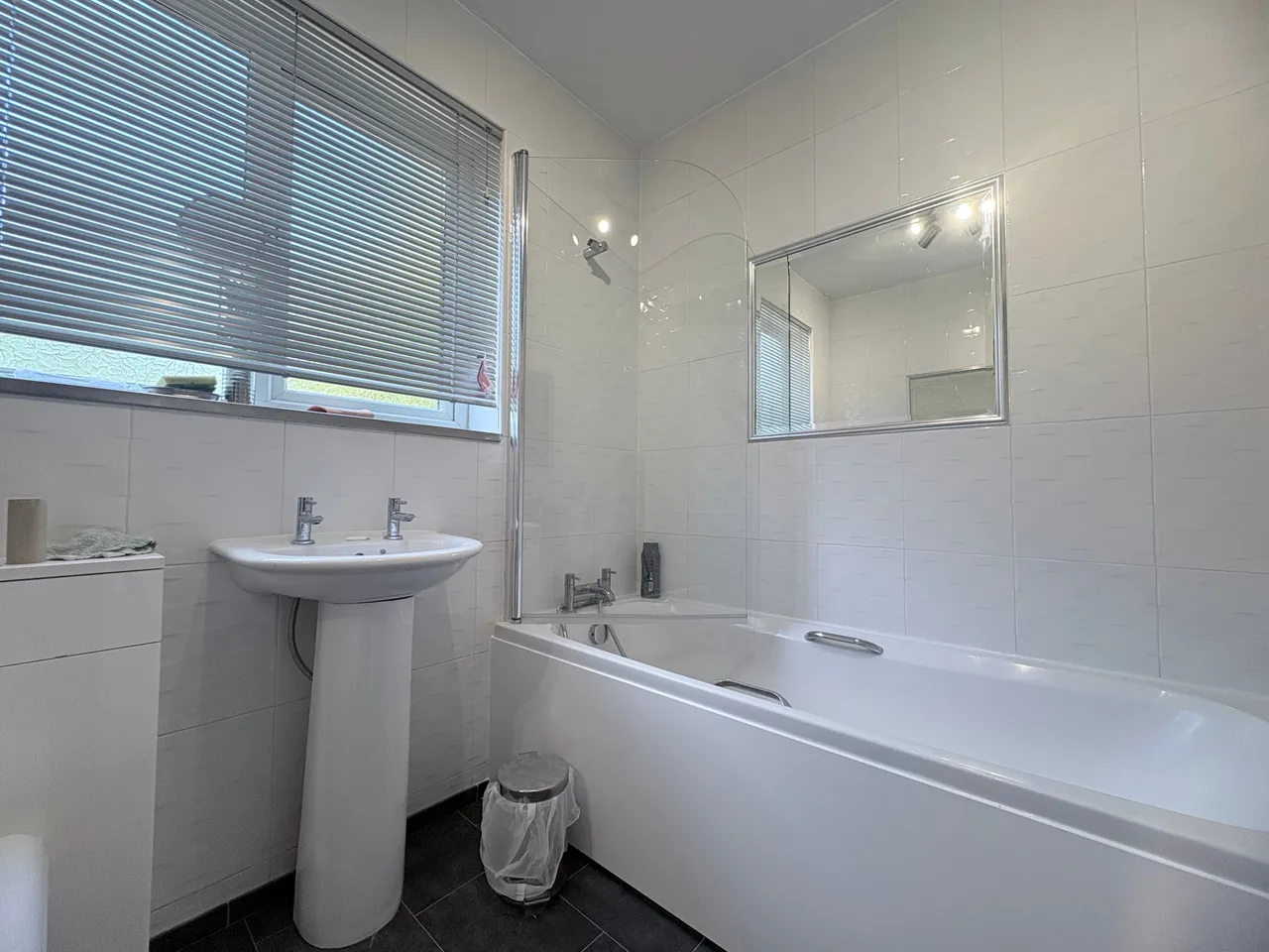 High Street, Roydon, CM19, photo 10
