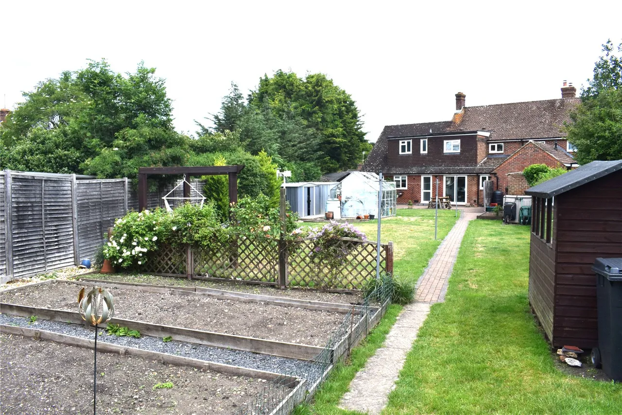 Kingsley Road, Eversley, RG27, photo 8