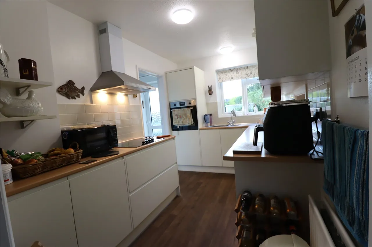 Kingsley Road, Eversley, RG27, photo 33