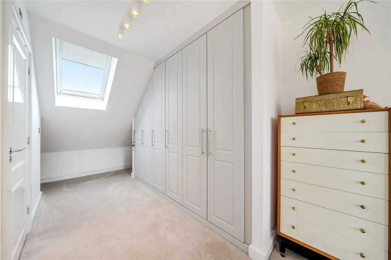 Saxon Drive, Heywood, OL10, photo 5