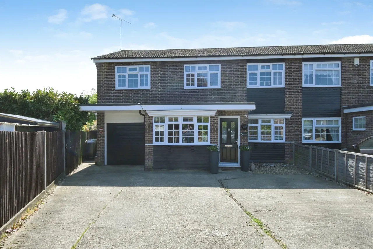 5 bed house for sale — Britannia, Puckeridge, WARE