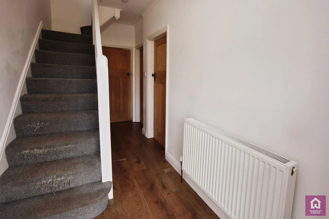 Carrington Lane, Sale, M33, photo 11