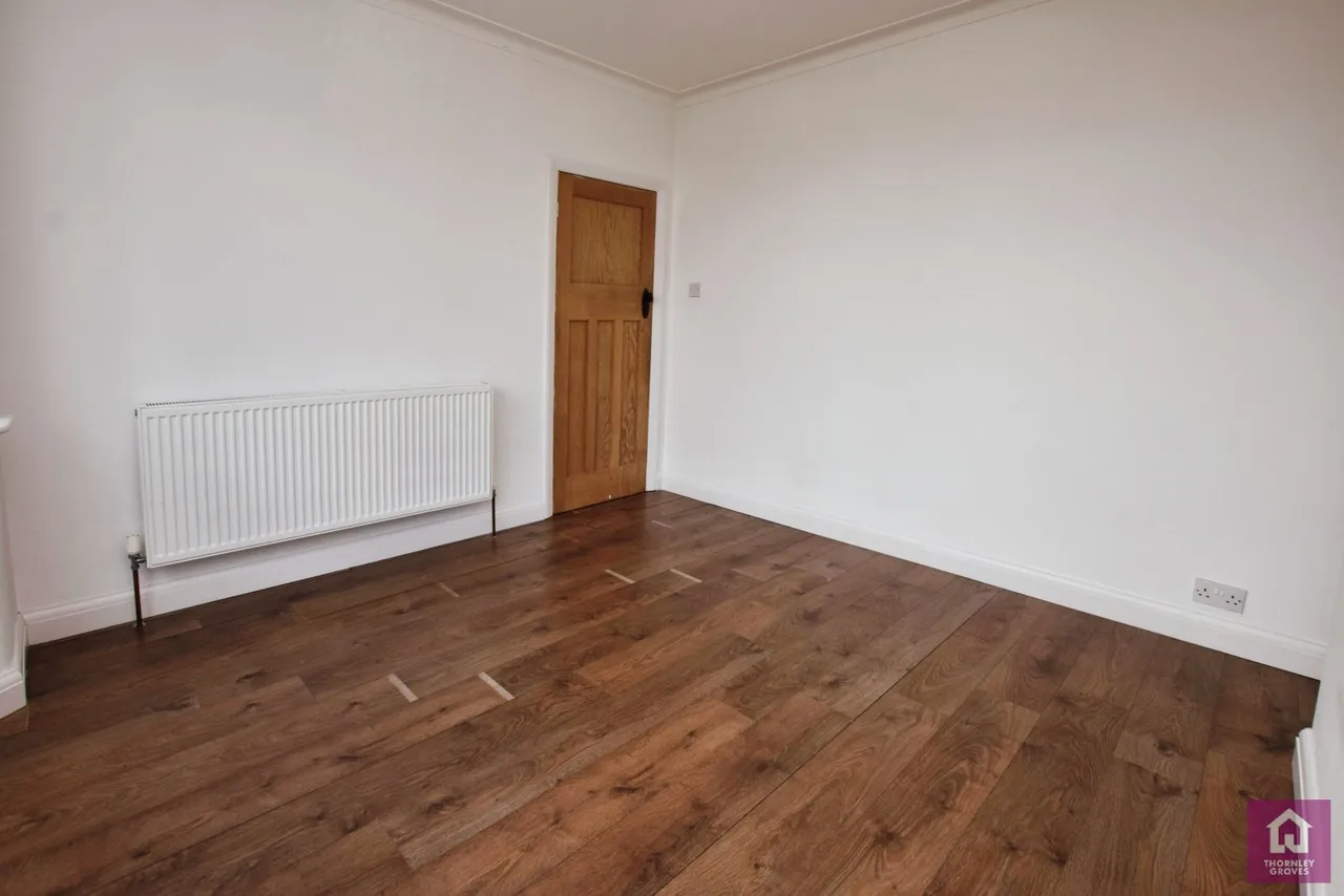 Carrington Lane, Sale, M33, photo 10