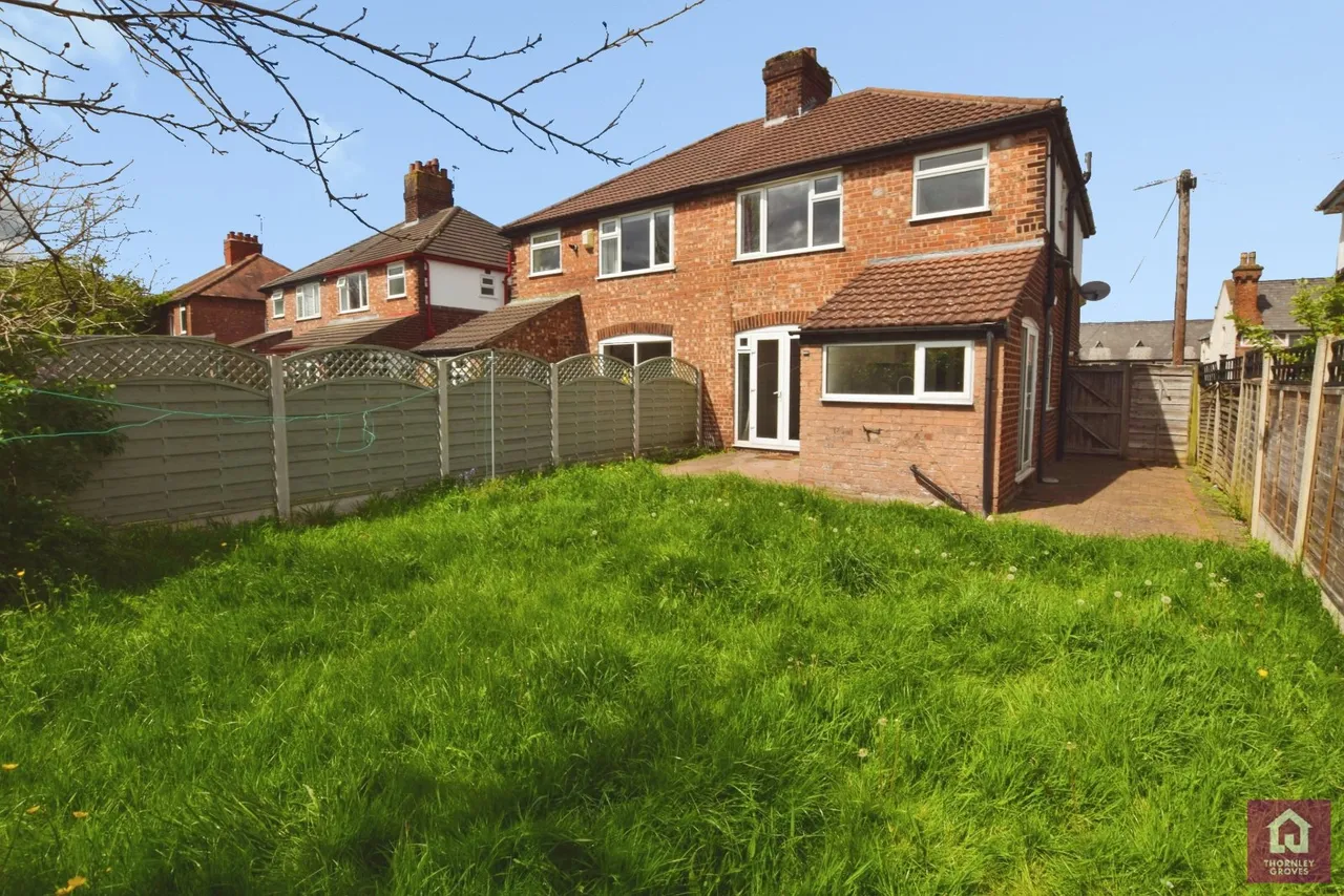 Carrington Lane, Sale, M33, photo 13