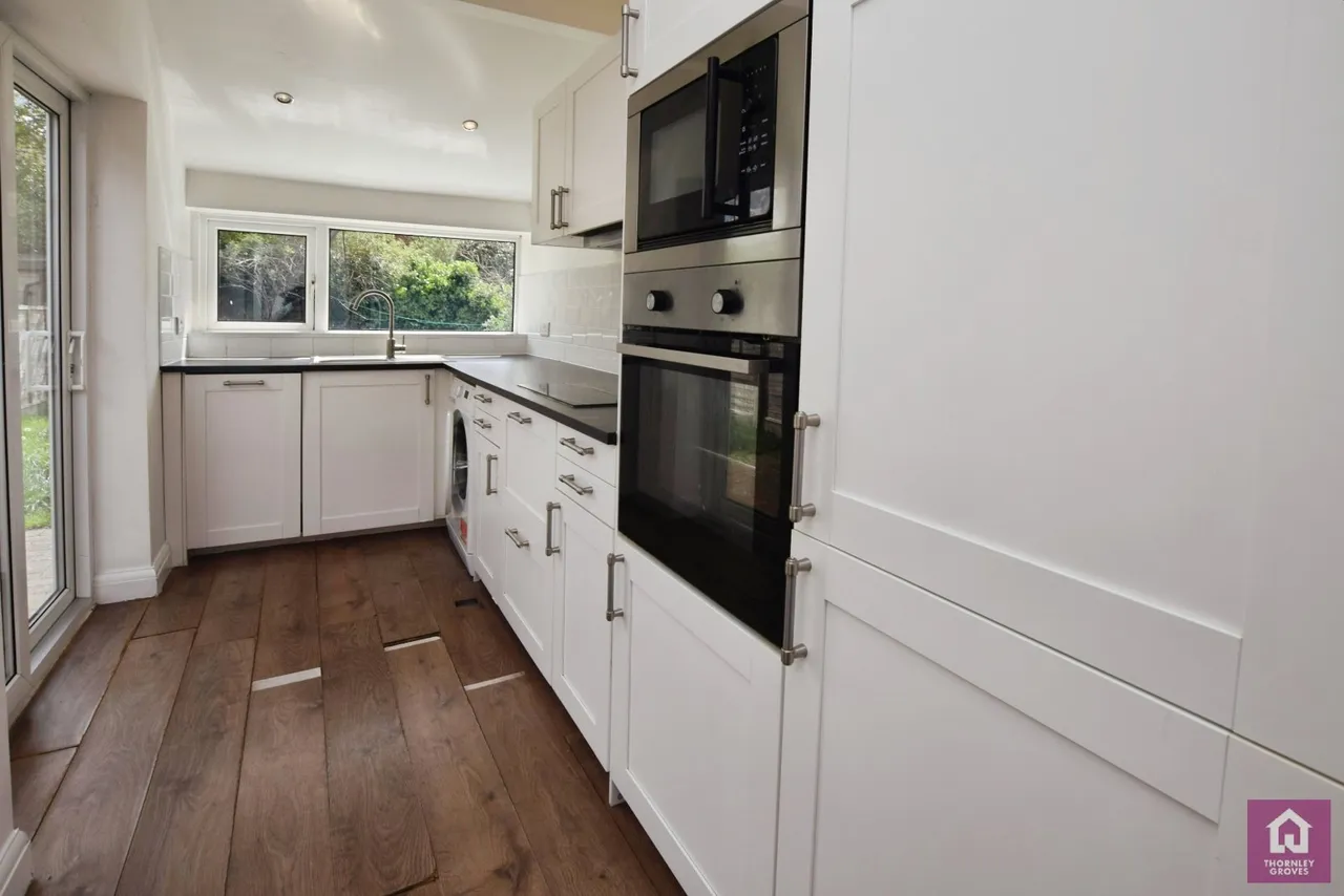 Carrington Lane, Sale, M33, photo 4