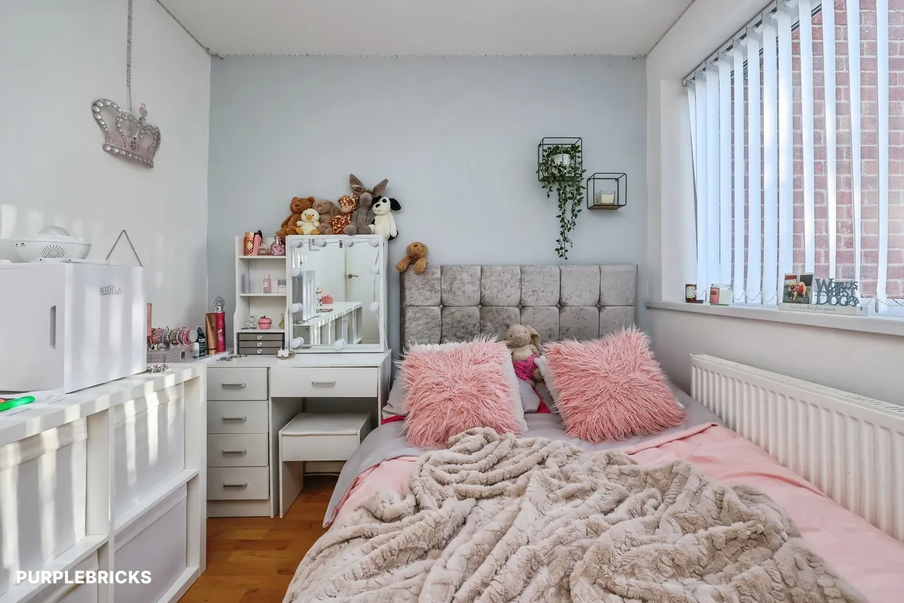 Commodore Gardens, Nottingham, NG8, photo 16