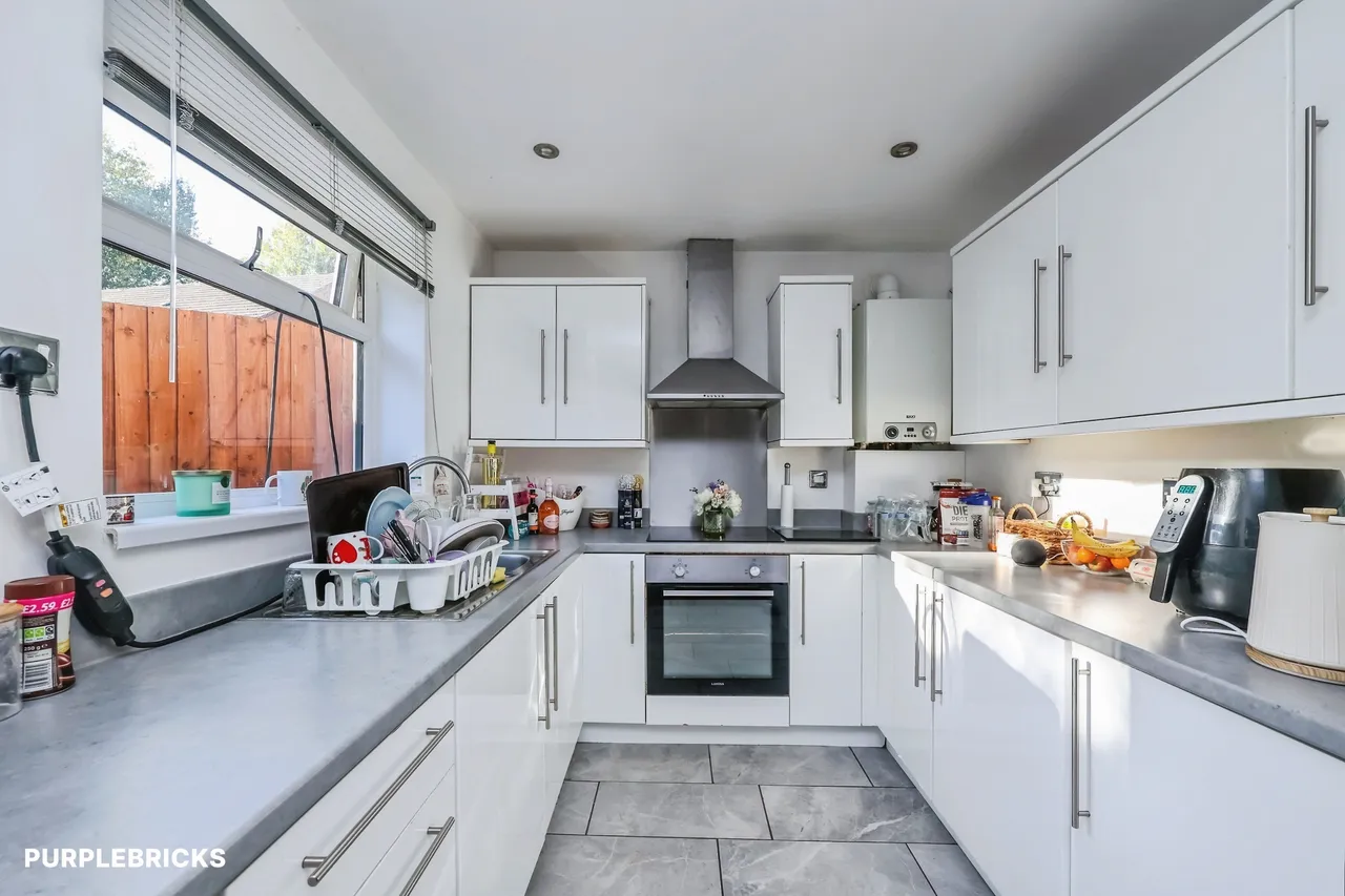 Commodore Gardens, Nottingham, NG8, photo 12