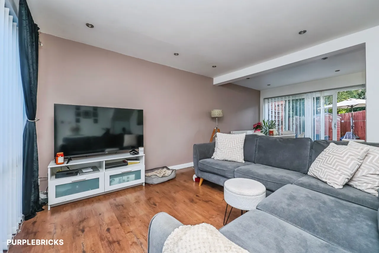 Commodore Gardens, Nottingham, NG8, photo 5
