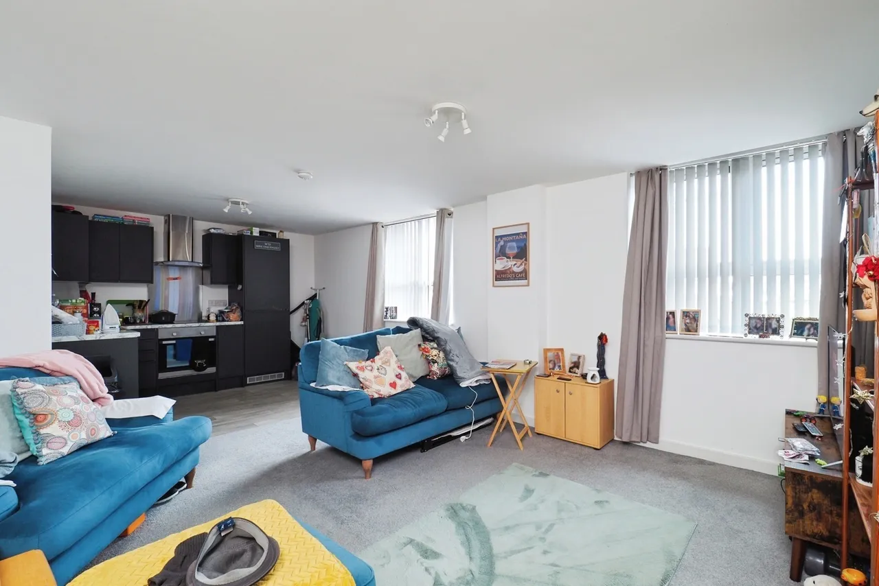 Foxhill Road East, NOTTINGHAM, Nottinghamshire, NG4, photo 5