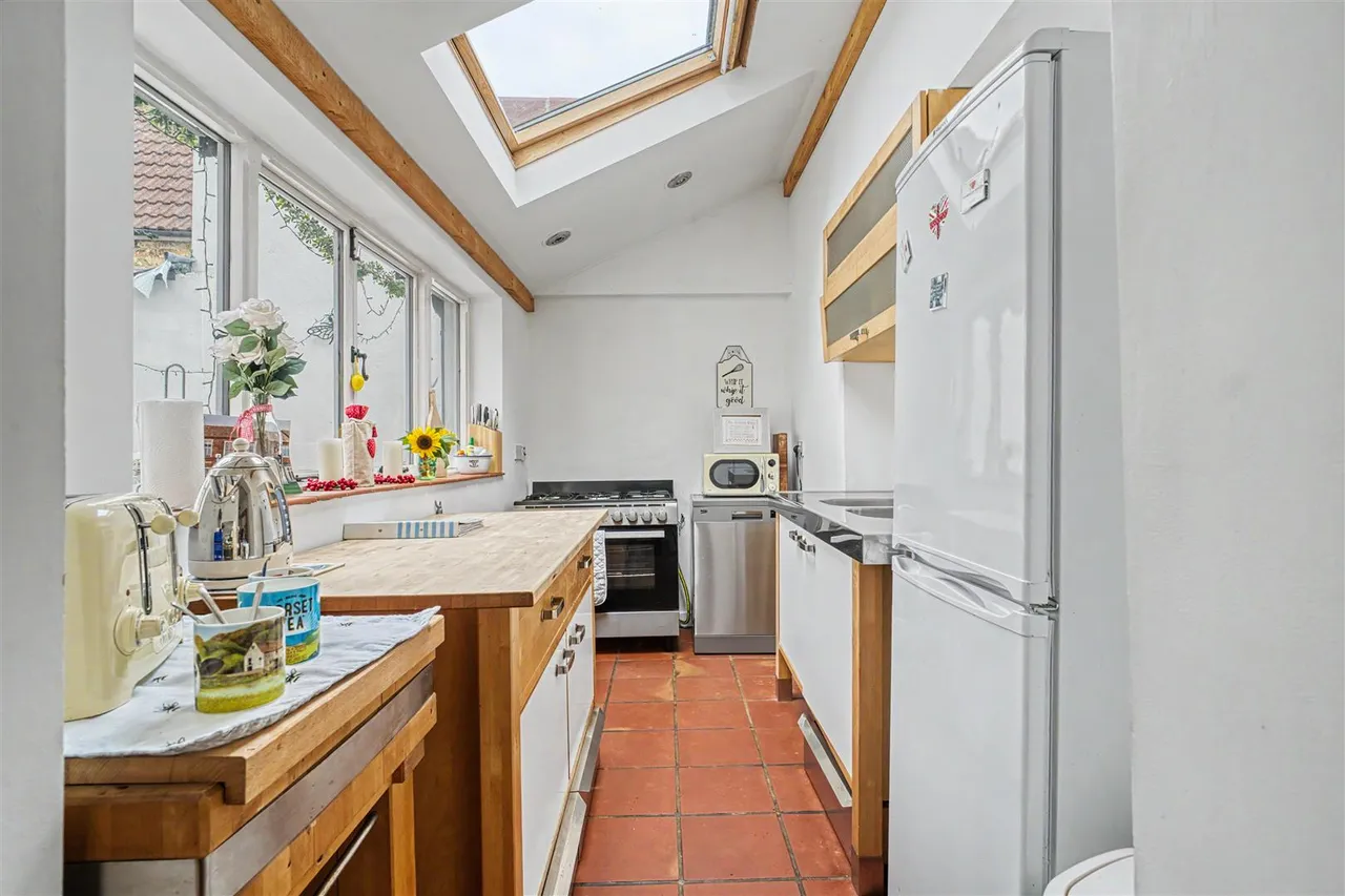 Church Street, Sturminster Newton, photo 8