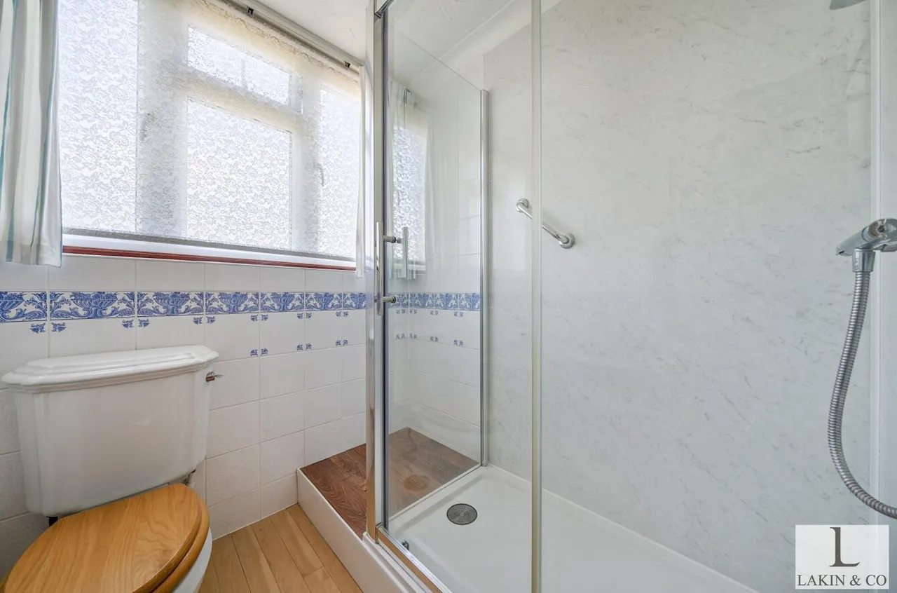 Pepys Close, Ickenham, UB10 8NL, photo 13