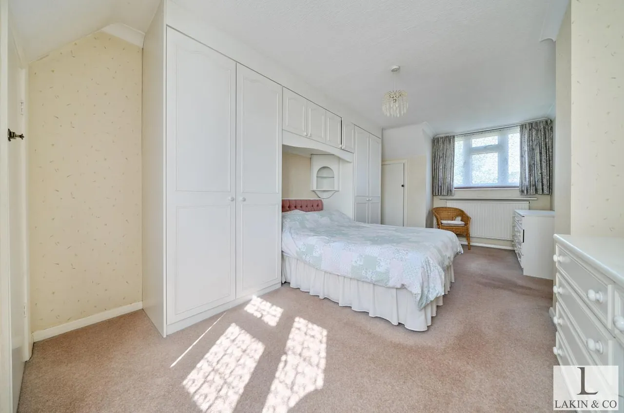 Pepys Close, Ickenham, UB10 8NL, photo 8