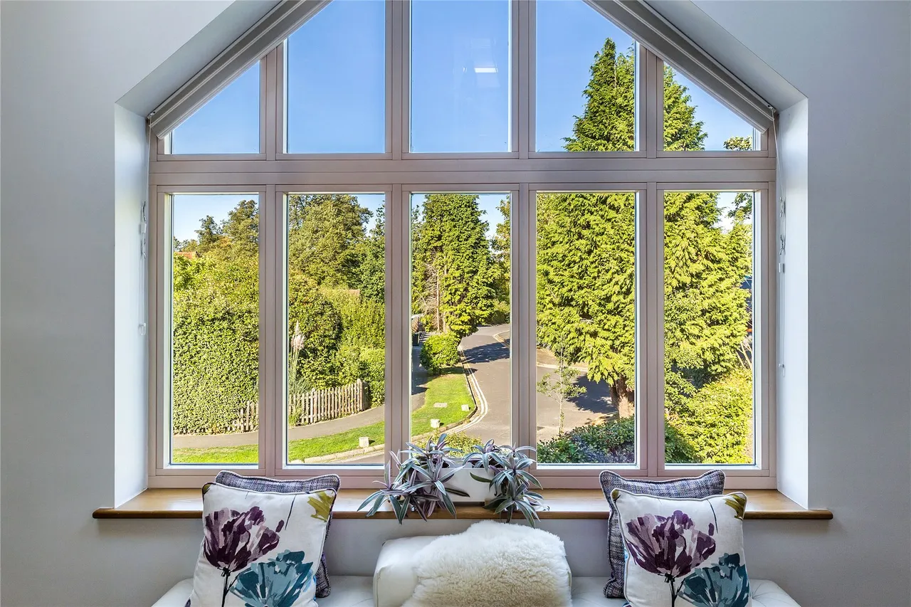 Kettlewell Close, Horsell, GU21, photo 15