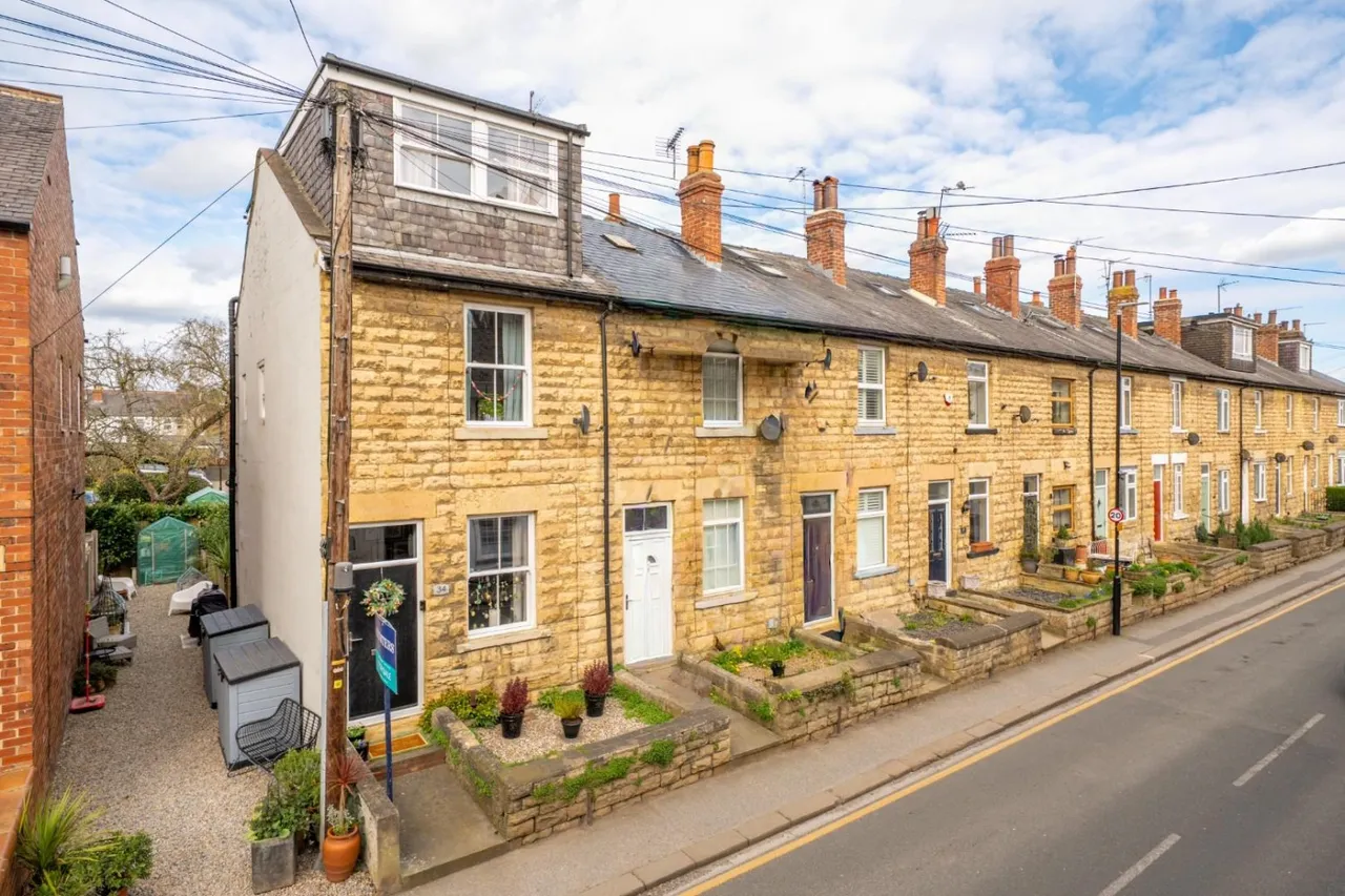 3 bed house for sale — St. James Street, Wetherby