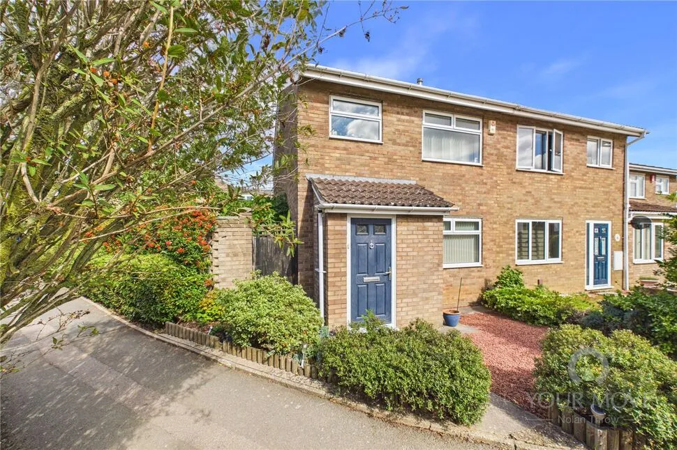 3 bed house for sale — Obelisk Rise, Northampton, Northamptonshire, NN2