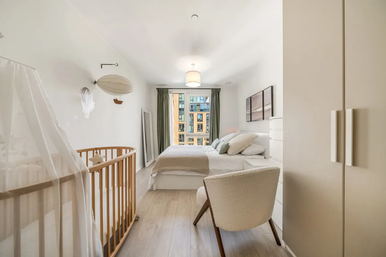 Meridian House, Battersea Reach, photo 10