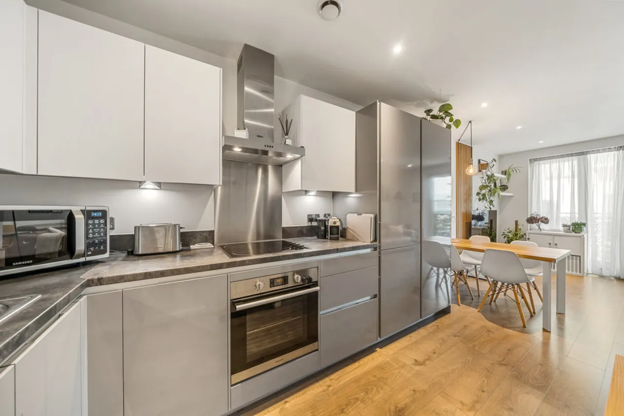 Meridian House, Battersea Reach, photo 5